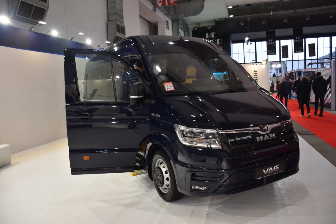 VAG Focus exterior front