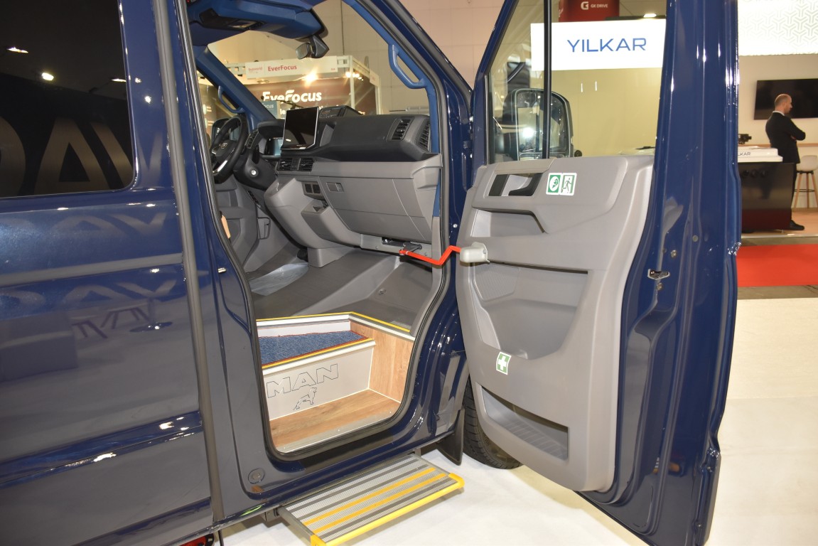 VAG Focus side profile